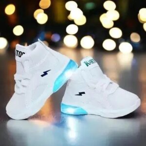 Lighting white shoes